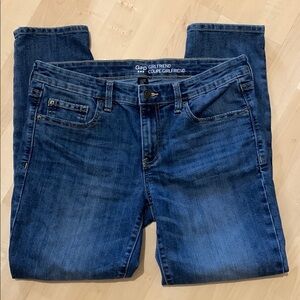 Gap Women's Blue Jeans Girlfriend. Coupe Girlfriend